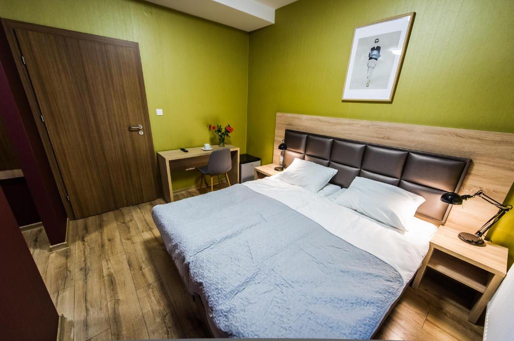 Apartamenty Eskapada - Habitación Doble Con Baño Privado