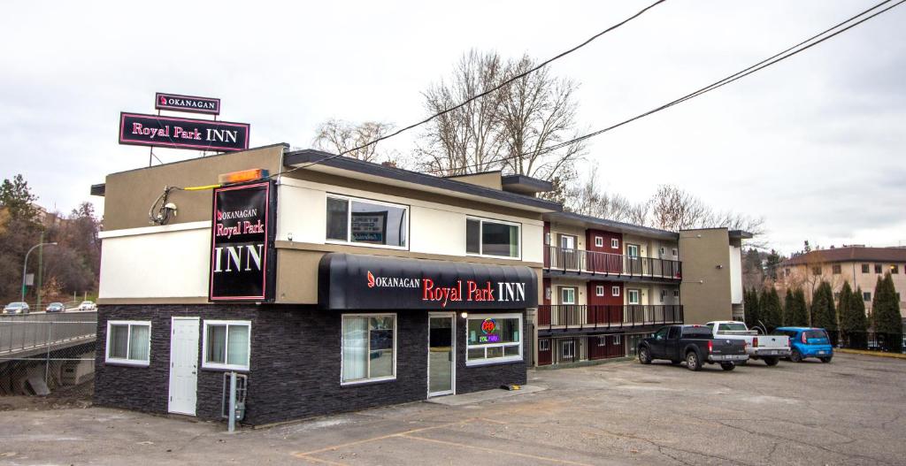 Okanagan Royal Park Inn by Elevate Rooms, Vernon, Canada - Booking.com
