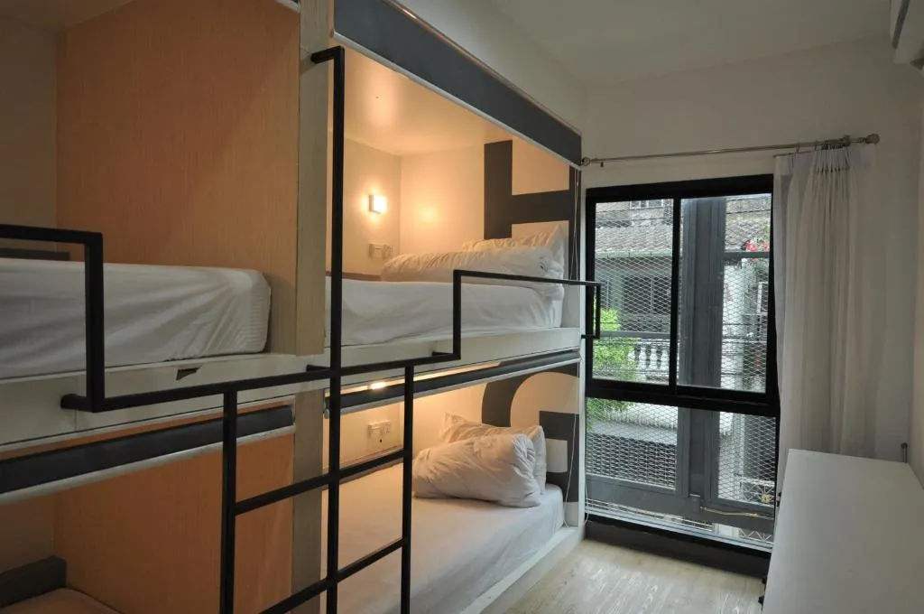 MonkeyNap Hostel, Bangkok, Thailand
