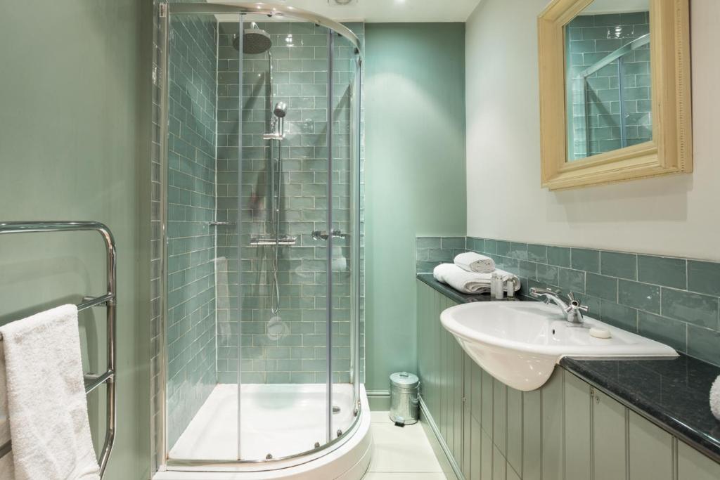 The Florentine - Resim 20