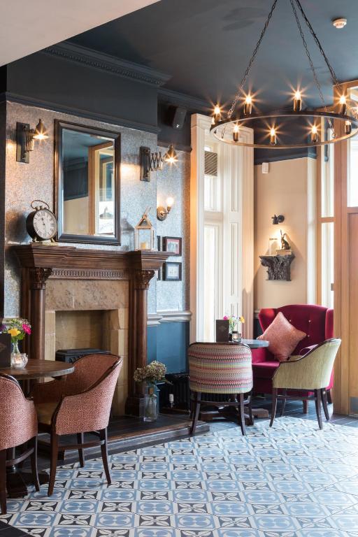 The Florentine - Resim 24