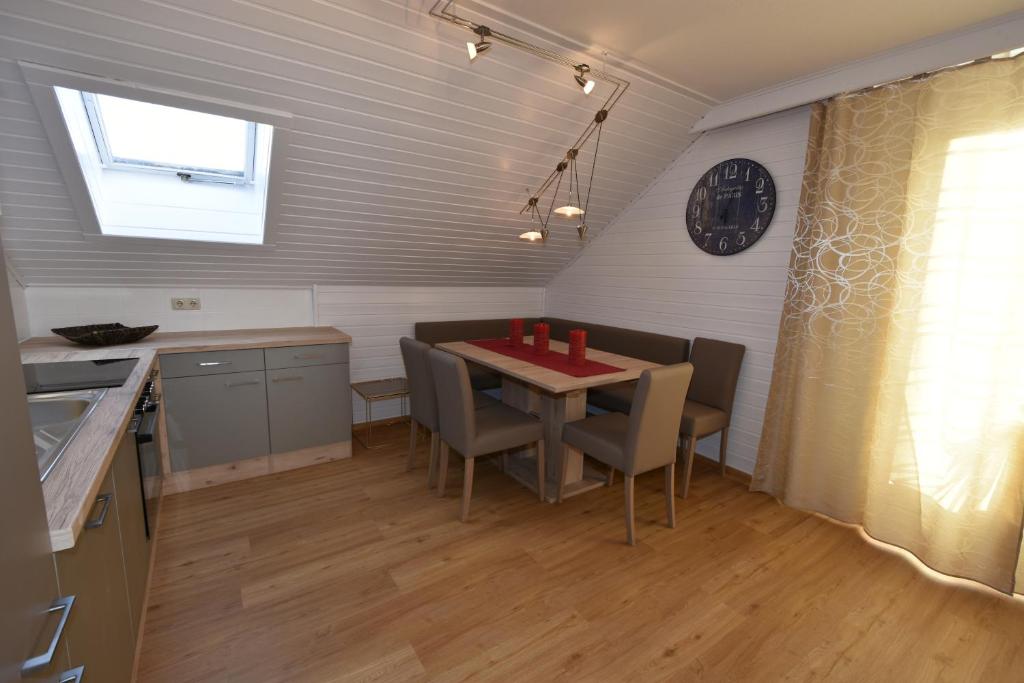 Haus Verdi - Two-Bedroom Apartment