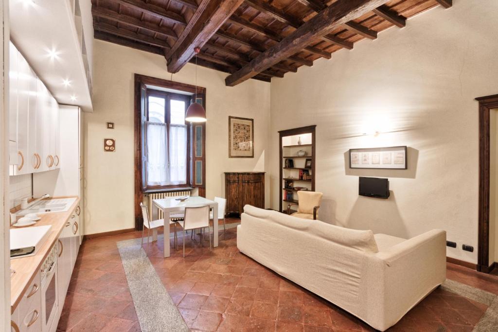 A seating area at Palazzo Di Città Elegant Apartment