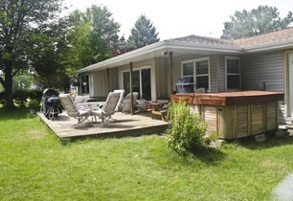 Spring Lake Cove - Housity