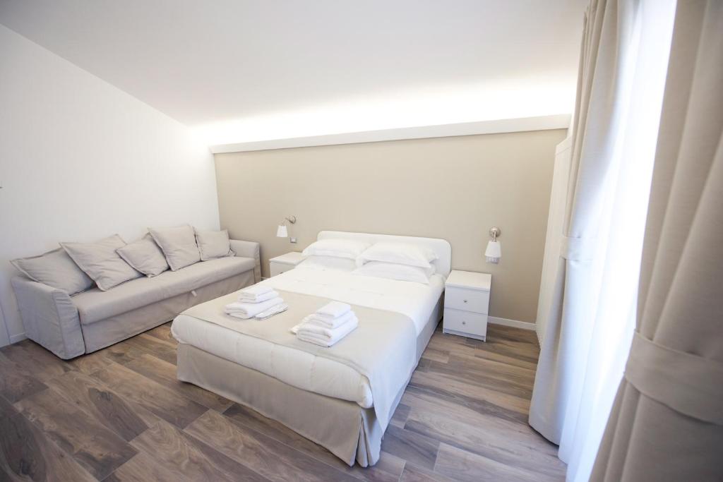 Domus Dams B&B - Großes Doppel- Oder Zweibettzimmer
