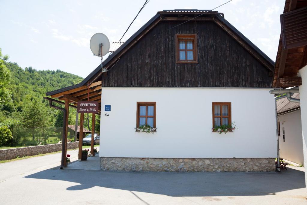Budova, kde se apartmán nachází