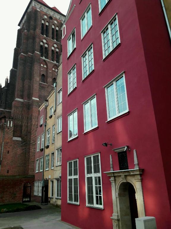 Budova, v ktorej sa apartmán nachádza