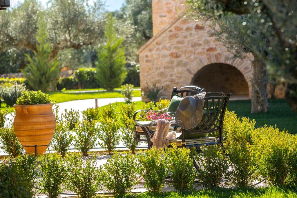 Zahrada ubytování Mystras Grand Palace Resort & Spa