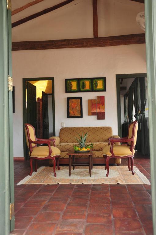 Posezení v ubytování Hotel Mision Santa Barbara RNT 4799