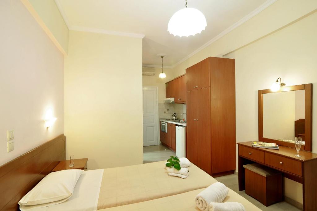 Postel nebo postele na pokoji v ubytování Lido Sofia Holidays
