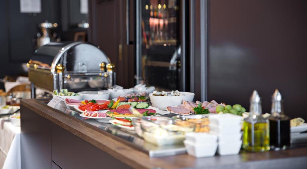 Boutique Hotel Poppenbütteler Hof - Resim 44