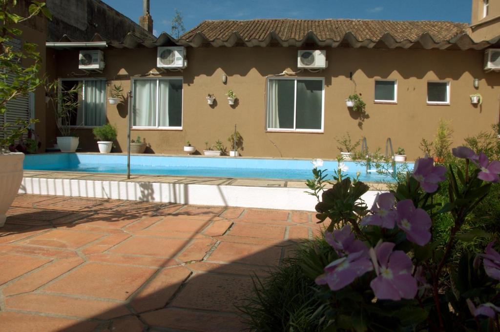  Crigial Hotel