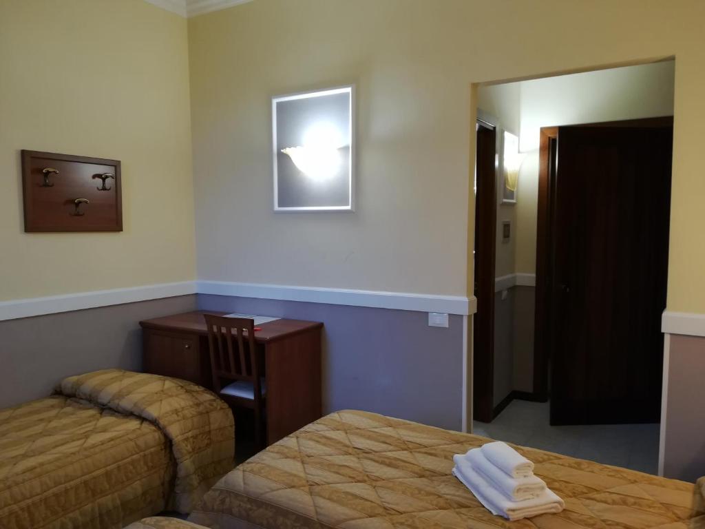 Hotel Marco Polo SELF CHECK-IN - Resim 14