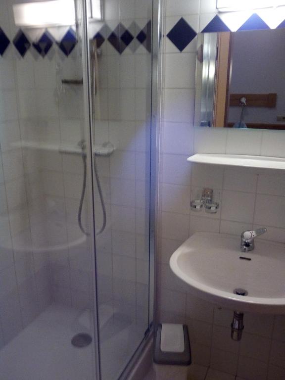 Koupelna v ubytování Hotel zum goldenen Hirschen