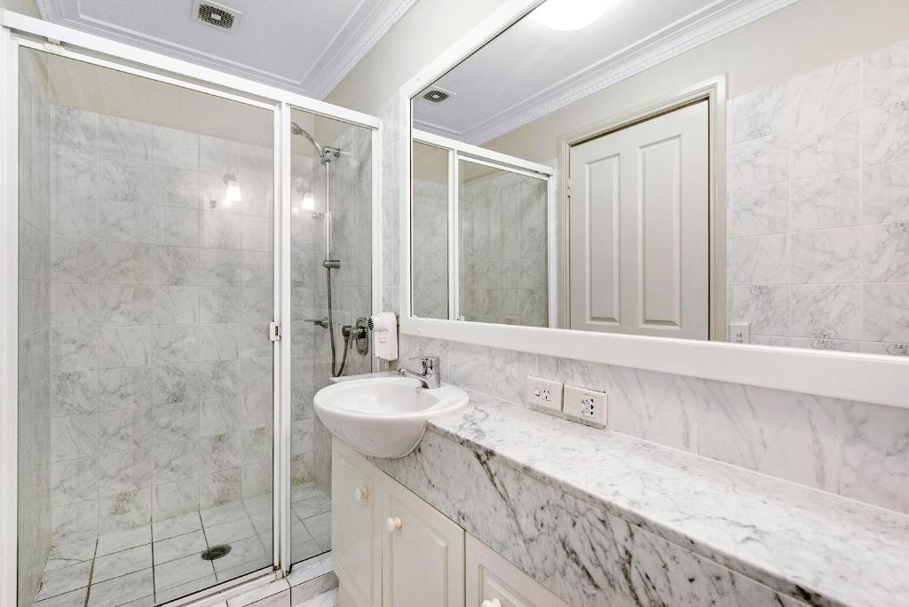 Rothbury Hotel - Resim 38