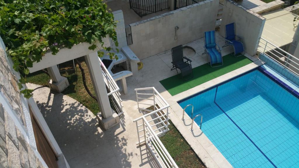 Bazén v ubytování Villa Antic with private pool in BUDVA nebo v jeho okolí