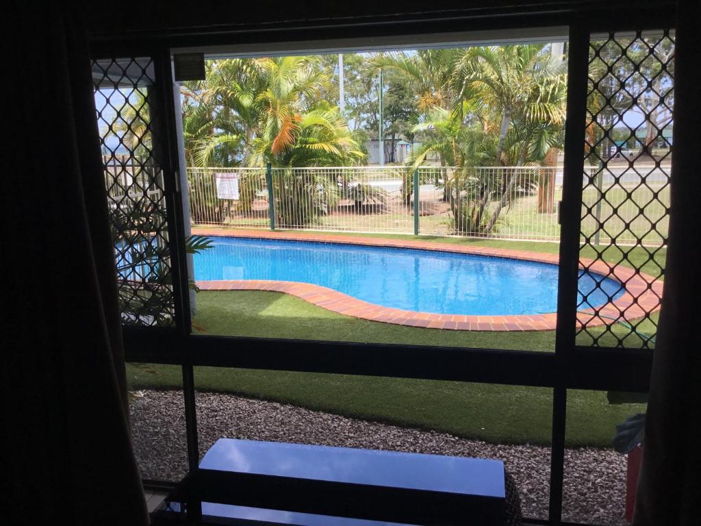 Bribie Waterways Motel - Appartamento Con Vista In Piscina