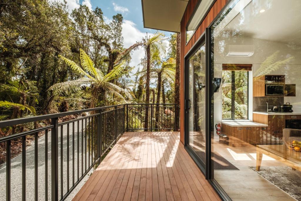 Balkón nebo terasa v ubytování Rainforest Retreat