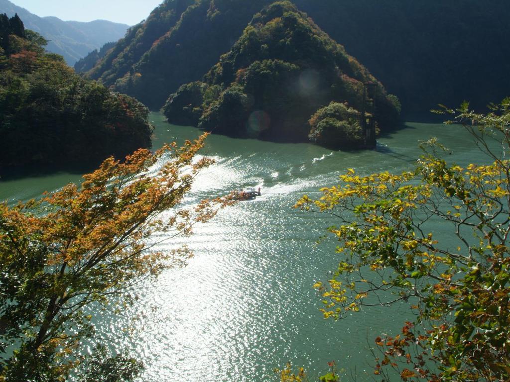 庄川峡長崎温泉 北原荘 南砺市 21年 最新料金 庄川峡長崎温泉 北原荘 南砺市 21年 最新料金