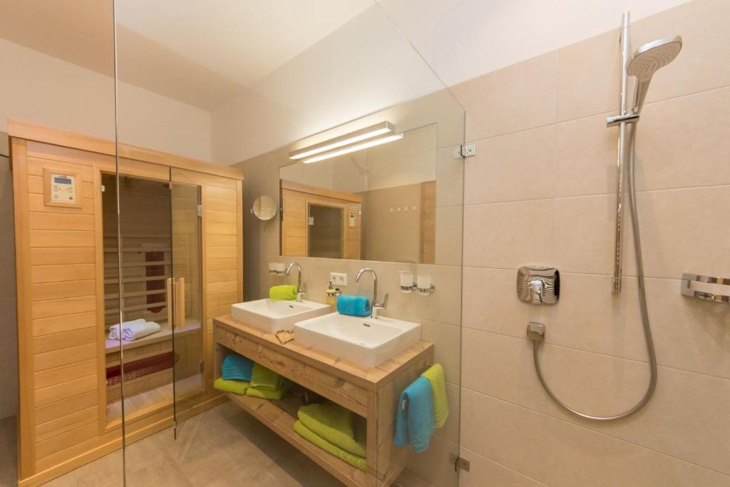 Kúpeľňa v ubytovaní Ferienhaus Hohenwarter