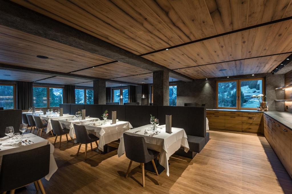Restaurace v ubytování Hotel Arlara