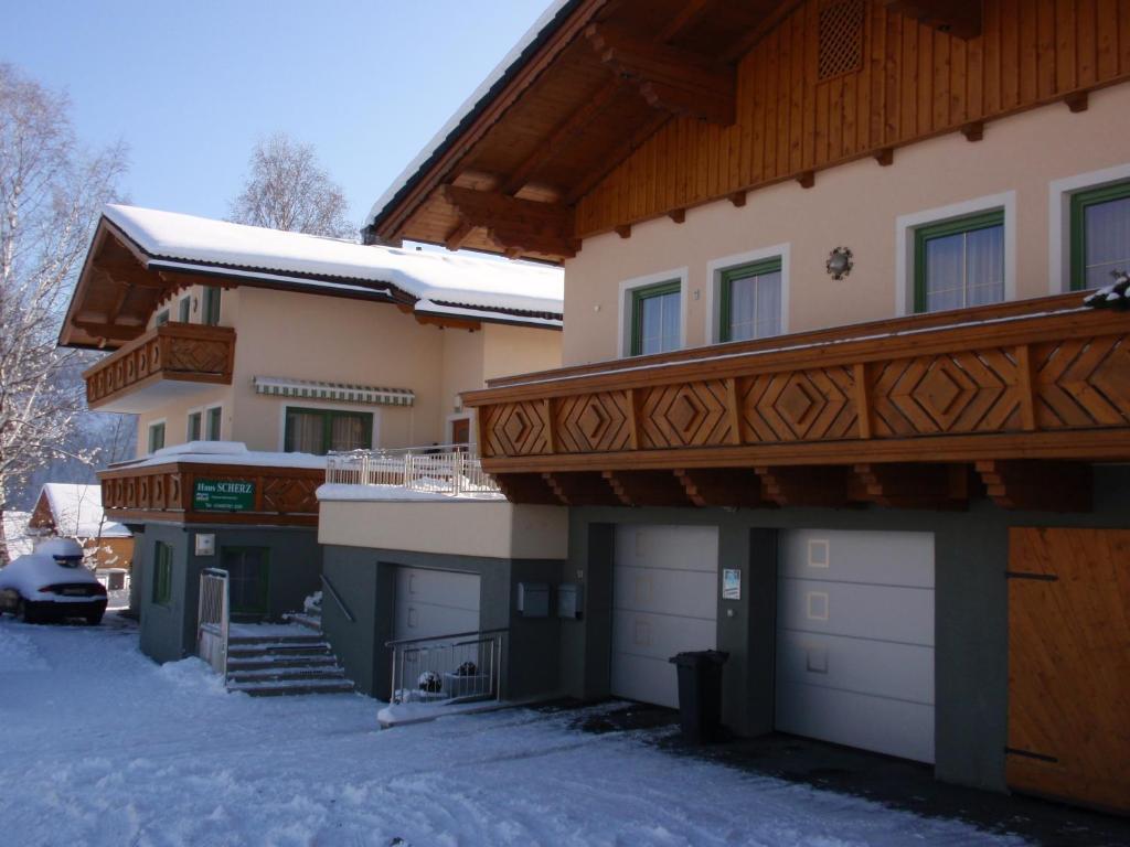 シュラートミンクにあるHaus Scherzの雪の家