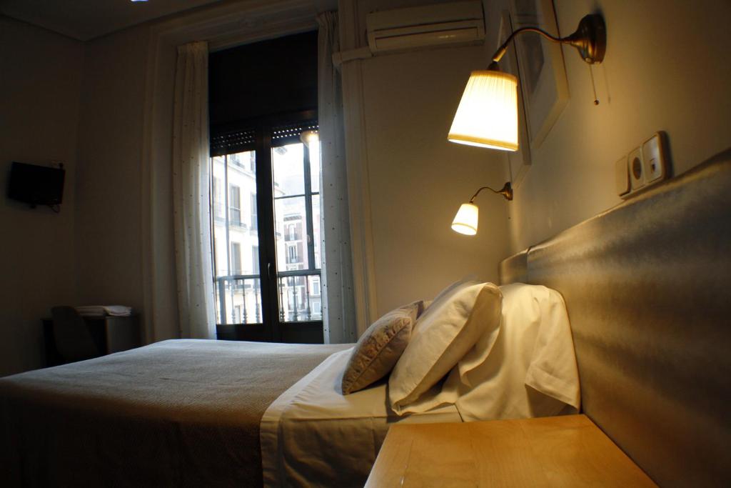 Hostal Santa Cruz - 6