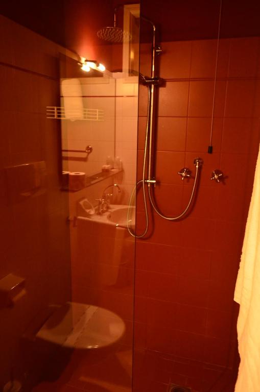Koupelna v ubytování M14 Hotel & Spa
