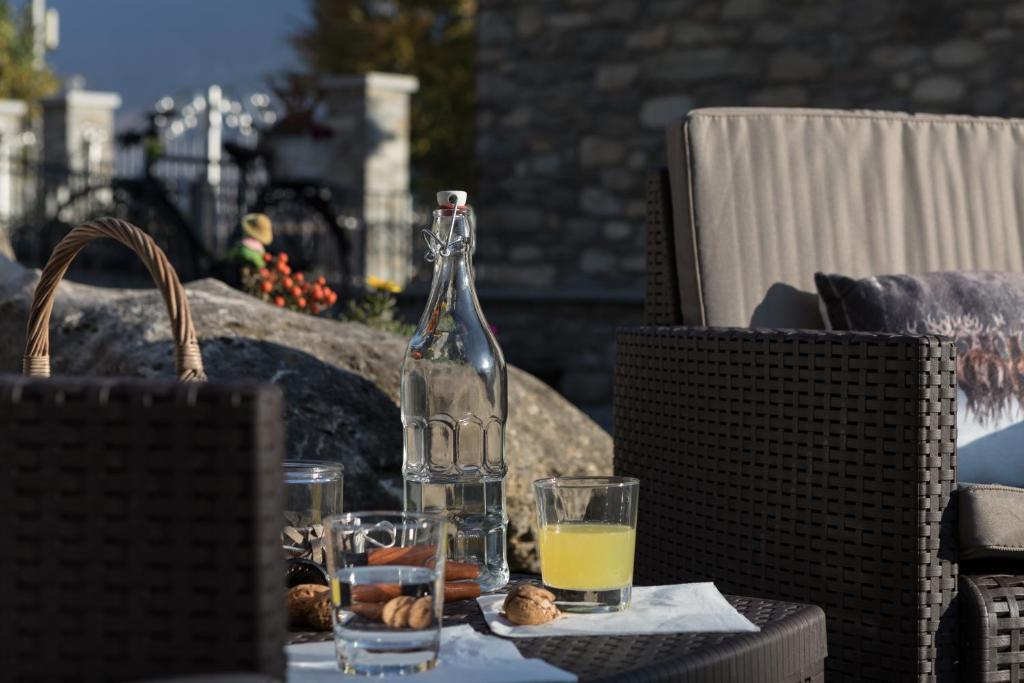 Nápoje v ubytování B&B Pousada Rio Aosta-servizi di Bed and breakfast