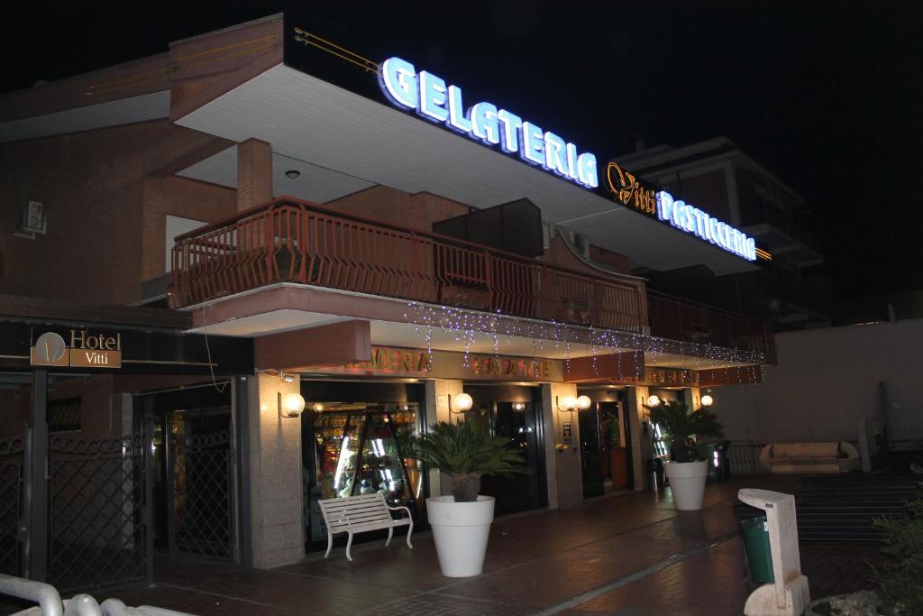 Budova, kde se hotel nachází