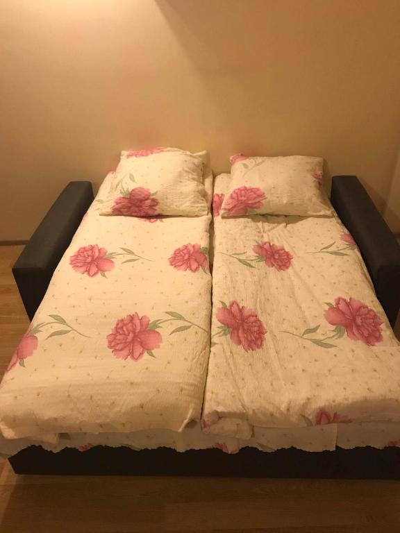 Postel nebo postele na pokoji v ubytování Gudauri S Residence
