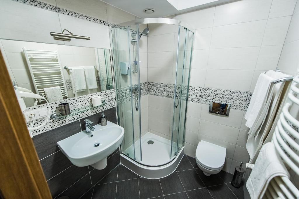 Apartamenty Eskapada - Habitación Familiar Con Baño