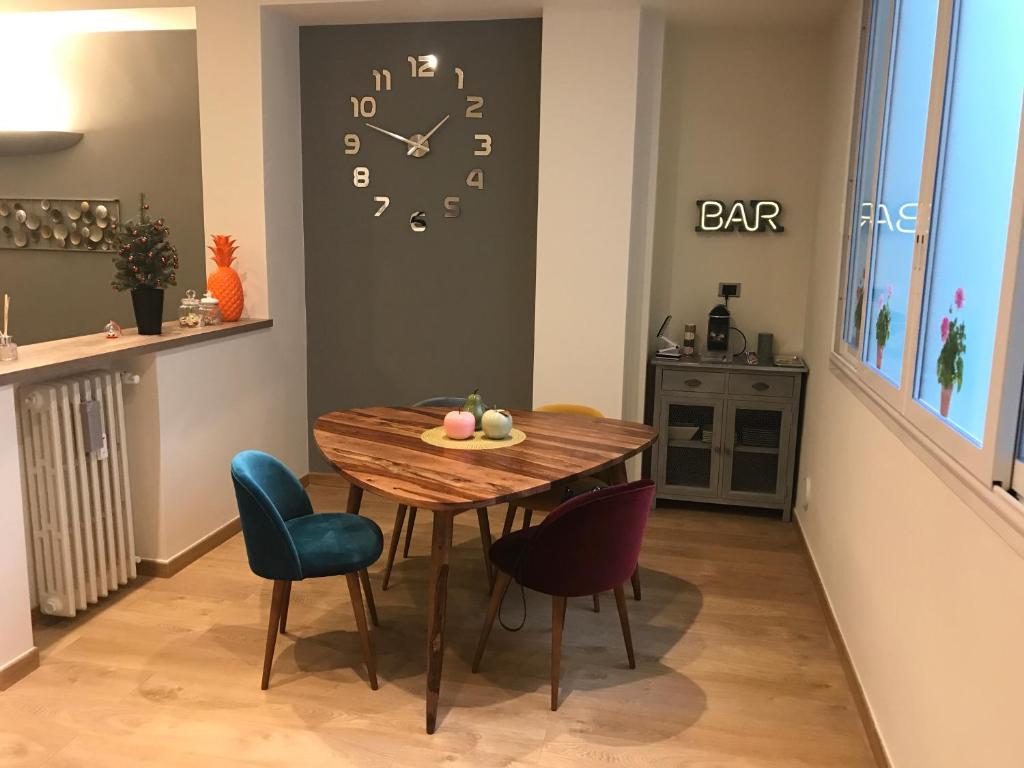 70's Luxury Cavour - 9