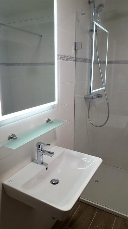 Un baño de Hotel Obzor