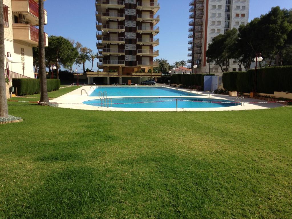 Bazén v ubytování SI Apartamentos Benicassim nebo v jeho okolí