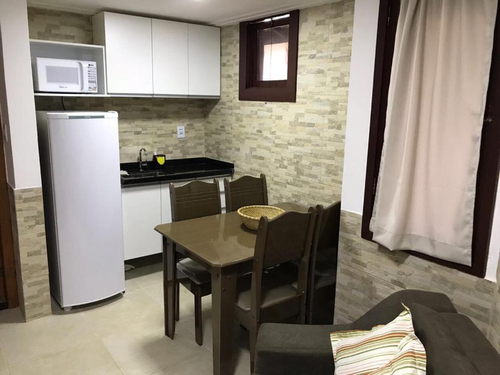  Chale Mamelucos Em Frente A Praia Do Flamengo Salvador Bahia