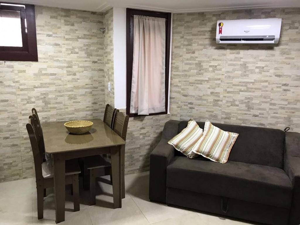  Chale Mamelucos Em Frente A Praia Do Flamengo Salvador Bahia