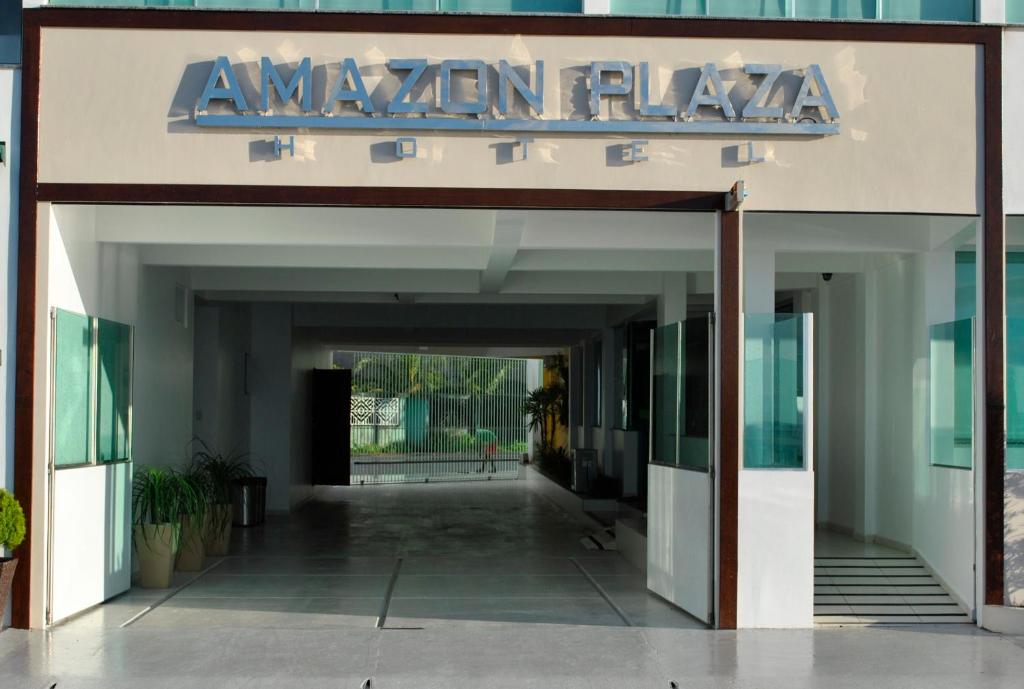  Amazon Plaza Hotel