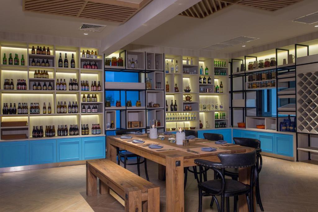 Cape Sienna Phuket Gourmet Hotel & Villas - SHA Extra Plus - 18