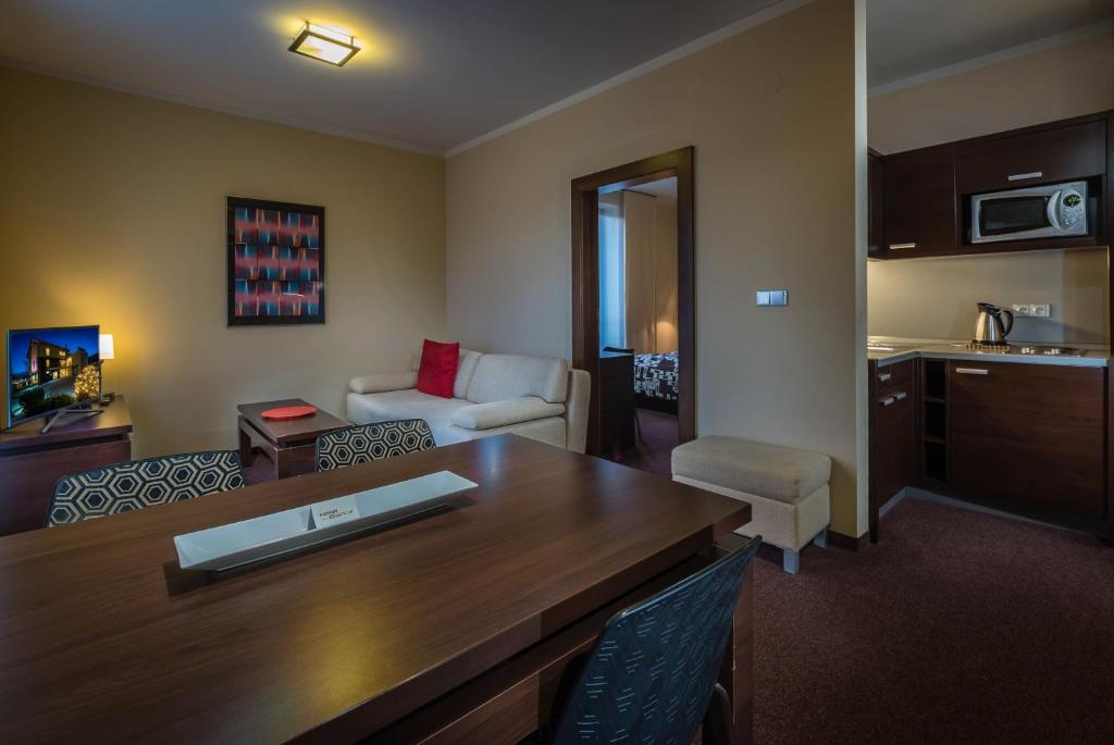 Kuchyň nebo kuchyňský kout v ubytování Hotel Villa Bianca