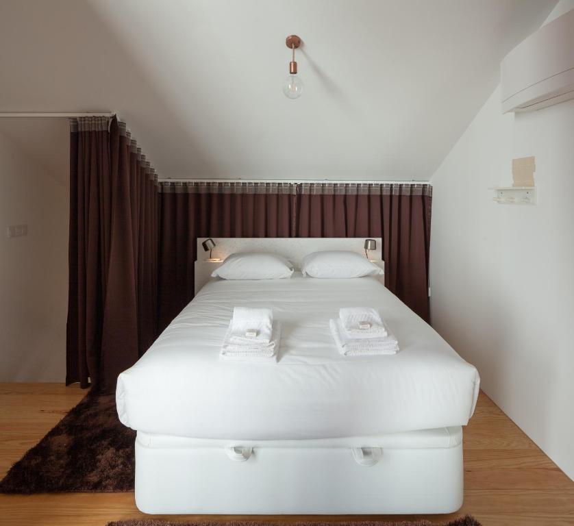 7 Gaia Roaster Apartments - 4