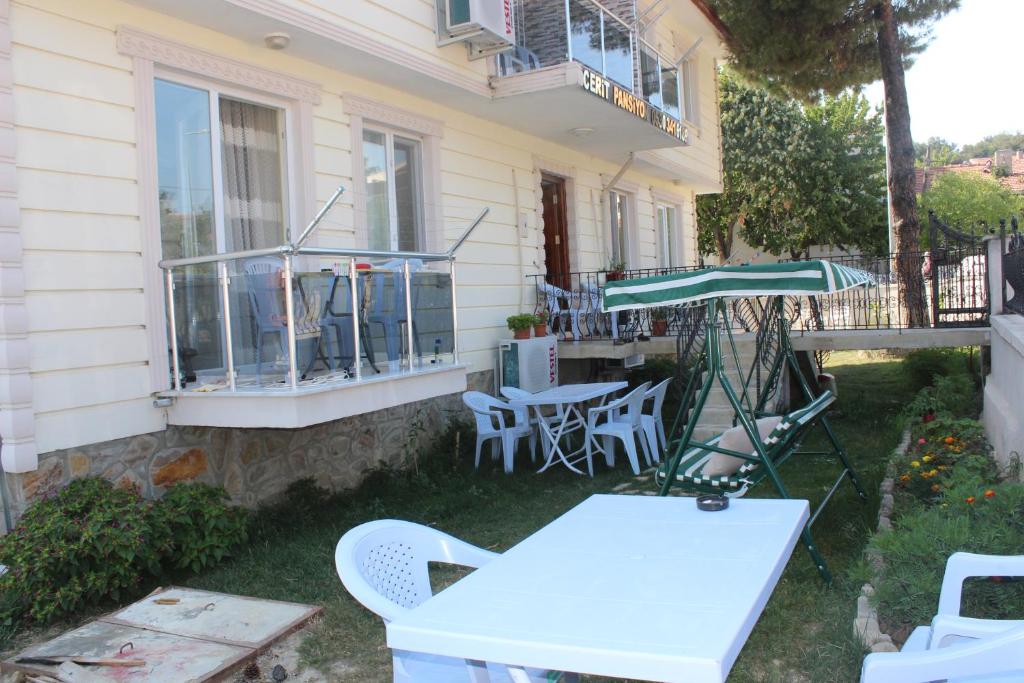 Patio nebo venkovní prostory v ubytování Cerit Pansiyon