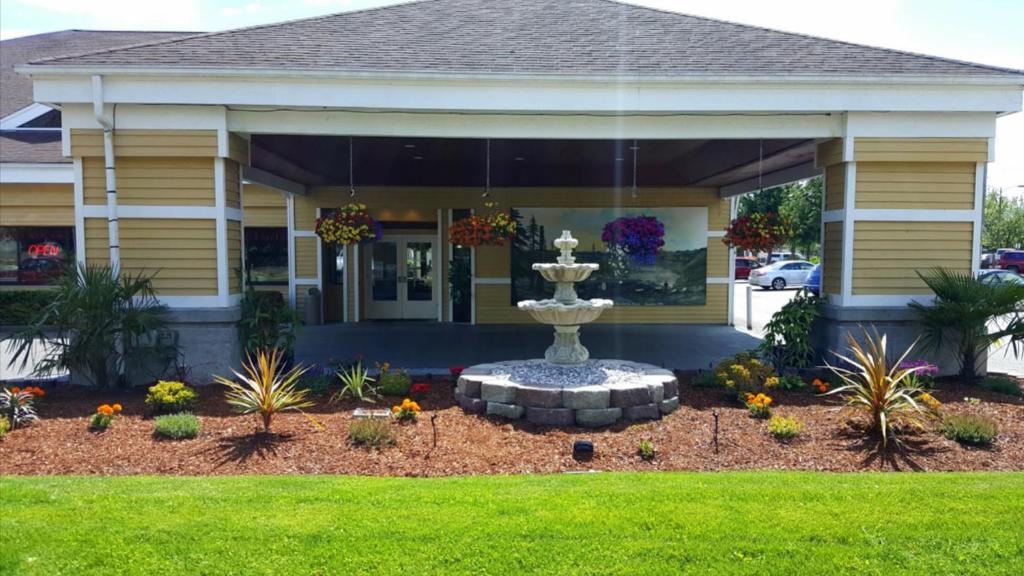 Zahrada ubytování GuestHouse Inn Enumclaw