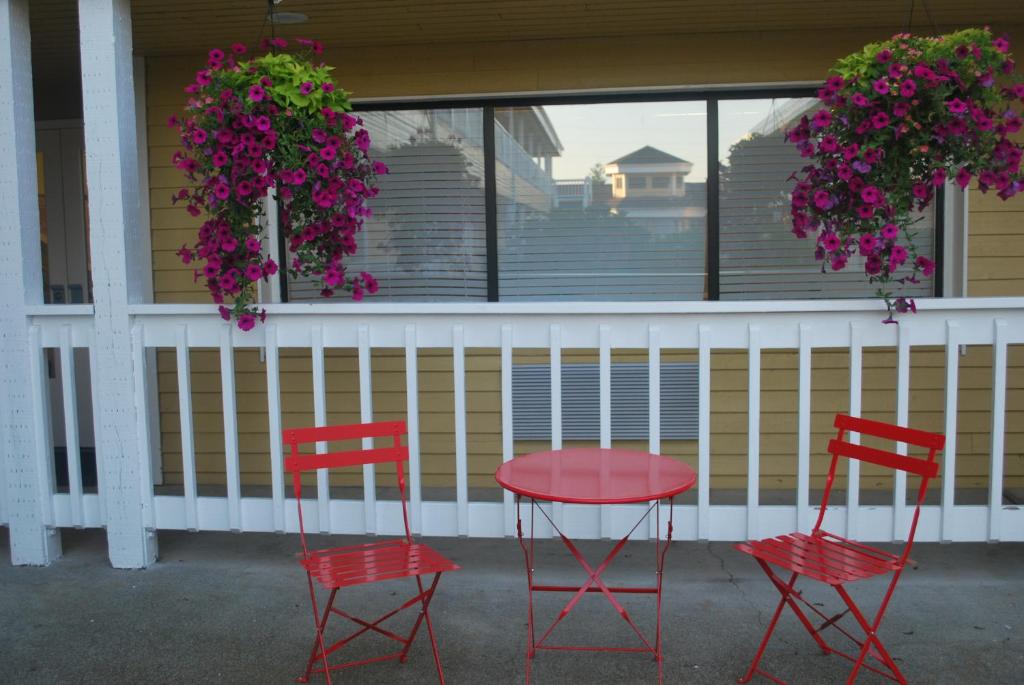 Balkón nebo terasa v ubytování GuestHouse Inn Enumclaw