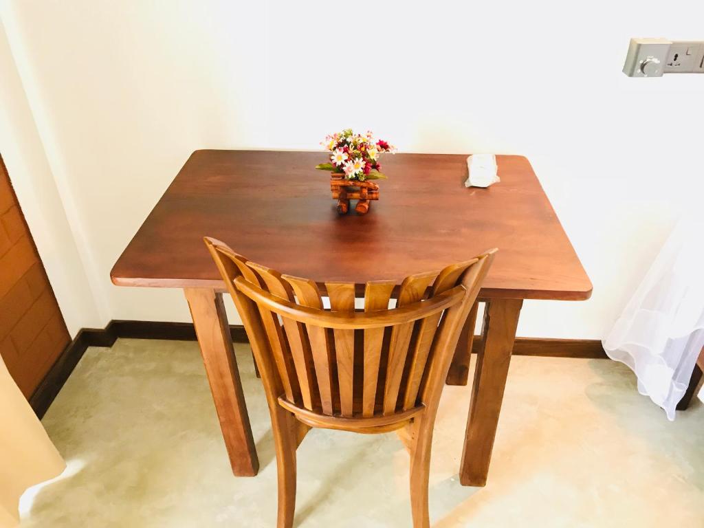 Sigiriya Rock Hide - 15