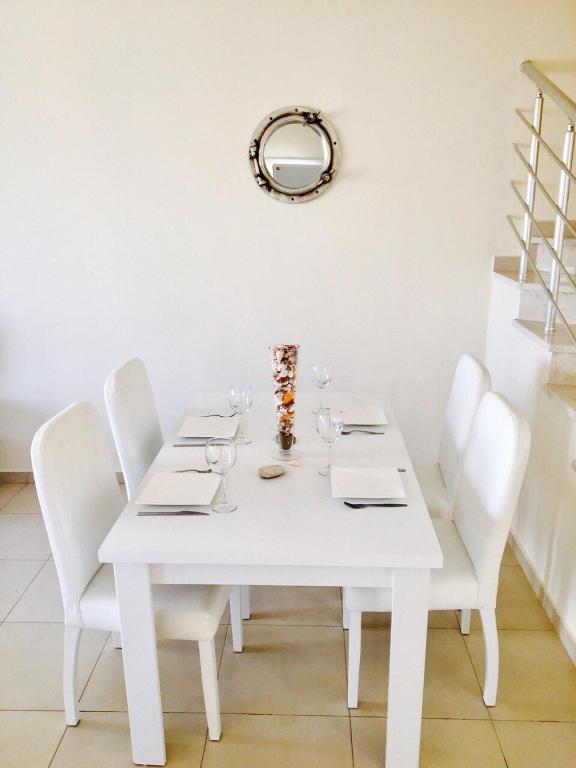 VILLA 16L - Apartamento De Tres Habitaciones