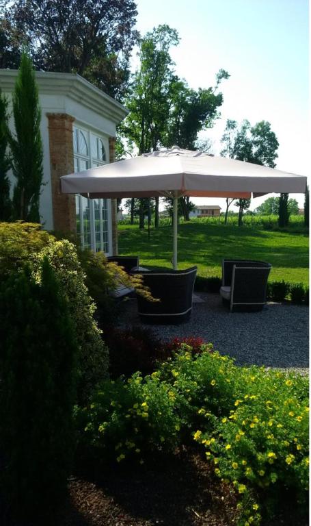 Vonkajšia záhrada v ubytovaní Agriturismo Villa Trovatore
