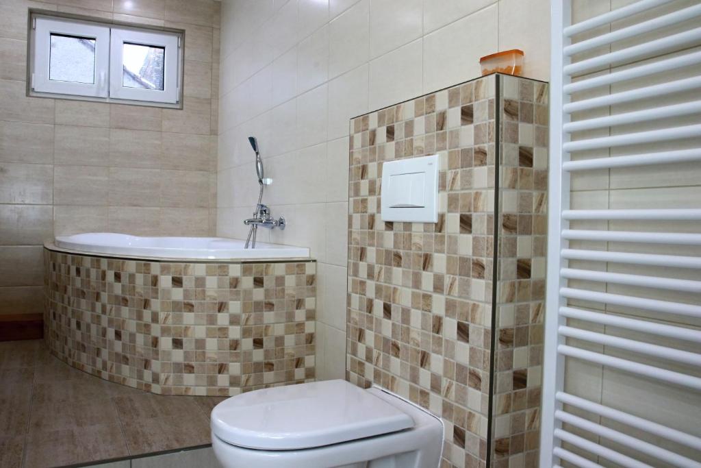 Koupelna v ubytování Apartmány za sakurou