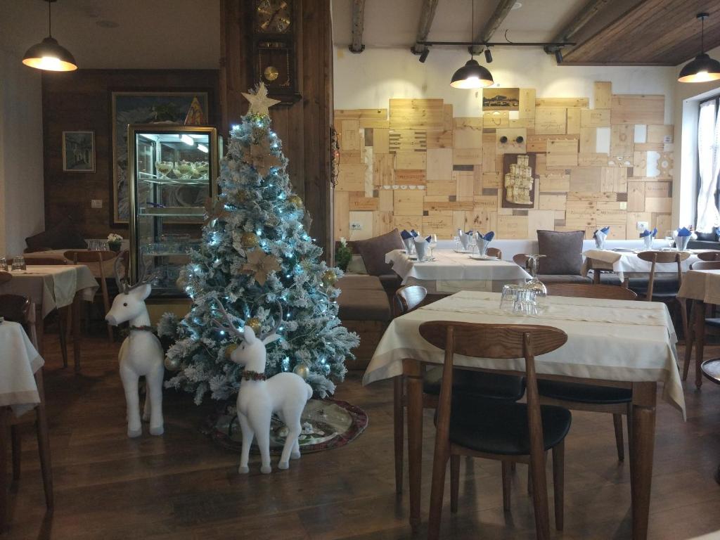 Restaurace v ubytování Hotel Kodra
