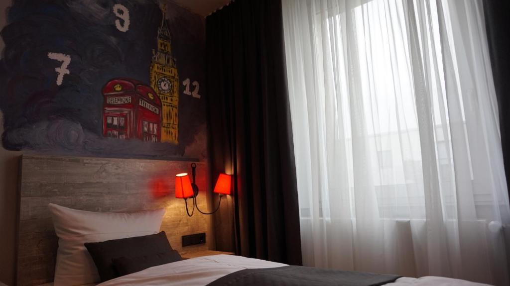 Urban Home Self Check-In Hotel - Resim 21